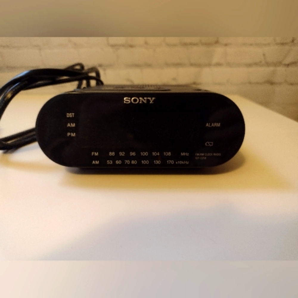 Sony Dream Machine Alarm Clock